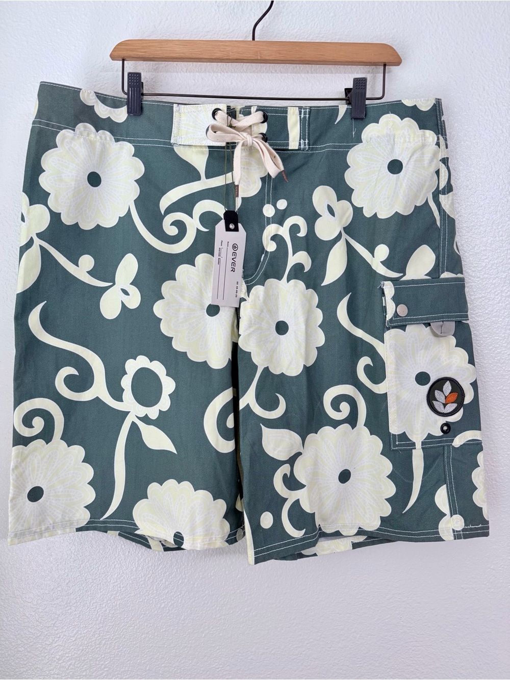 NWT EVER Brand Surf Sample Board Shorts Made in USA Retro Green Floral Canvas 36